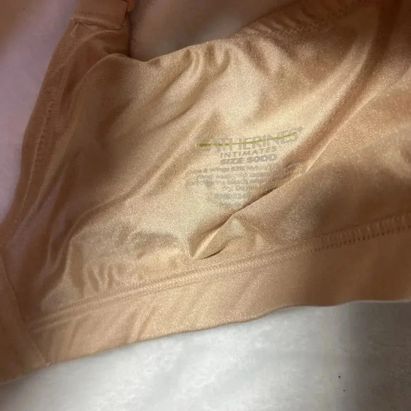 Catherines Intimates Full Coverage Smooth No Wire Bra Size 50DD Beige NWT - Picture 3 of 5